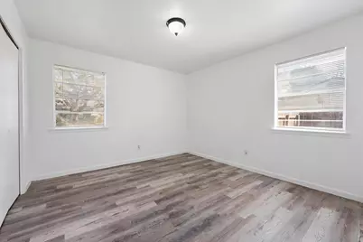 1106 Hackberry Drive, Marble Falls, TX 78654 - Photo 11