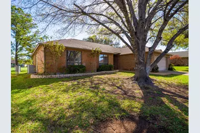 416 Spyglass St, Meadowlakes, TX 78654 - Photo 3