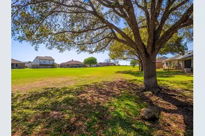 416 Spyglass St, Meadowlakes, TX 78654 - Photo 27