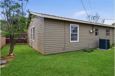 611 Pecan, Cottonwood Shores, TX 78657 - Photo 25