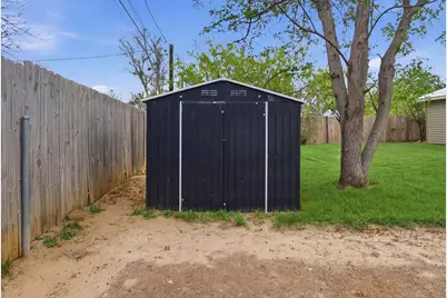 611 Pecan, Cottonwood Shores, TX 78657 - Photo 23