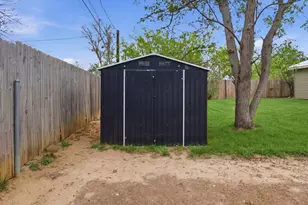 611 Pecan, Cottonwood Shores, TX 78657 - Photo 23