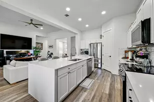 104 Desert Rose, Horseshoe Bay, TX 78657 - Photo 11