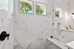 104 Desert Rose, Horseshoe Bay, TX 78657 - Photo 21