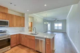 101 W Bank, Horseshoe Bay, TX 78657 - Photo 5