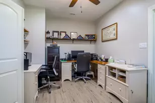 313 Meadowlakes Dr, Meadowlakes, TX 78654 - Photo 17