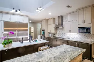 313 Meadowlakes Dr, Meadowlakes, TX 78654 - Photo 13