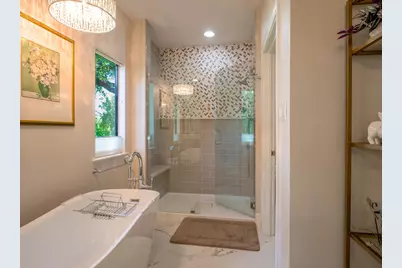313 Meadowlakes Drive, Meadowlakes, TX 78654 - Photo 25