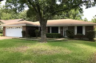 185 Turkey Run, Meadowlakes, TX 78654 - Photo 1