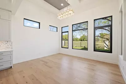 105 Barefoot, Horseshoe Bay, TX 78657 - Photo 11