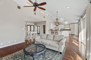 819 Broken Arrow, Horseshoe Bay, TX 78657 - Photo 5