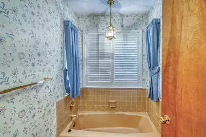 100 Colt, Horseshoe Bay, TX 78657 - Photo 17