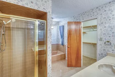 100 Colt, Horseshoe Bay, TX 78657 - Photo 15