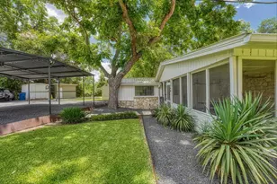 1304 S Lakeside Dr, Burnet, TX 78611 - Photo 35