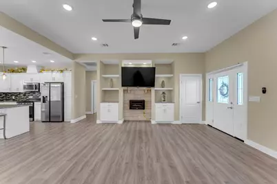 1110 Anniston Avenue, Llano, TX 78643 - Photo 9