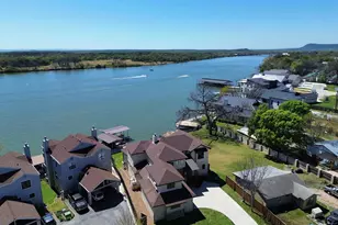 517 Reynolds St, Kingsland, TX 78639 - Photo 5