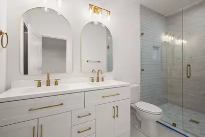 306 S Avenue P, Marble Falls, TX 78654 - Photo 3