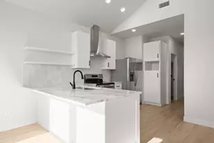 306 S Ave P, Marble Falls, TX 78654 - Photo 9