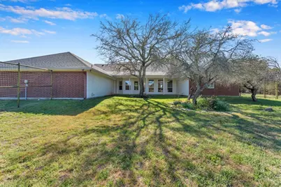 107 N Oak Vista Drive, Burnet, TX 78611 - Photo 19