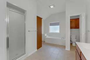 107 N Oak Vista Dr, Burnet, TX 78611 - Photo 11