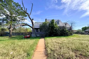 408 W Main St, Llano, TX 78643 - Photo 3