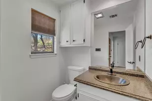 501 Highlands Blvd, Horseshoe Bay, TX 78657 - Photo 15