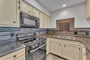 501 Highlands Blvd, Horseshoe Bay, TX 78657 - Photo 13