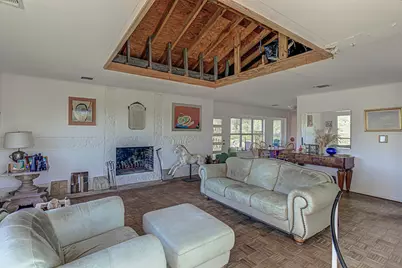 507 Los Escondidos Street, Marble Falls, TX 78654 - Photo 33