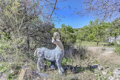 507 Los Escondidos Street, Marble Falls, TX 78654 - Photo 27