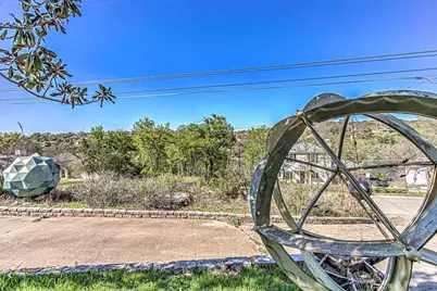 507 Los Escondidos Street, Marble Falls, TX 78654 - Photo 37