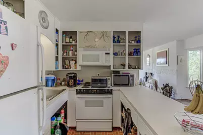 507 Los Escondidos Street, Marble Falls, TX 78654 - Photo 11