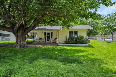 301 Riverside Drive, Kingsland, TX 78639 - Photo 3