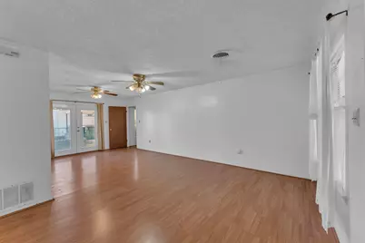 901 N Hill Street, Burnet, TX 78611 - Photo 7