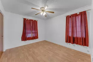 901 N Hill St, Burnet, TX 78611 - Photo 13