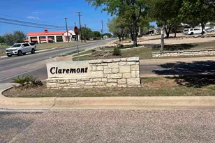 704 Claremont Pkwy, Marble Falls, TX 78654 - Photo 17