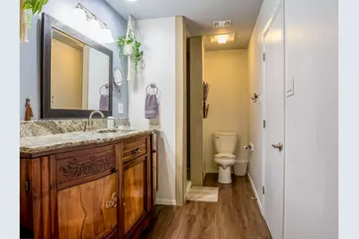 252 Meadowlakes Drive, Meadowlakes, TX 78654 - Photo 15