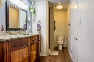 252 Meadowlakes Dr, Meadowlakes, TX 78654 - Photo 15