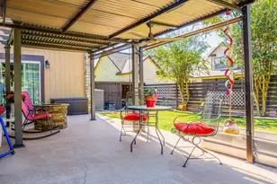 252 Meadowlakes Dr, Meadowlakes, TX 78654 - Photo 19