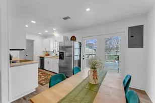 703 N Pierce St, Burnet, TX 78611 - Photo 5