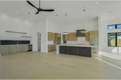 105 Via Roma Court, Horseshoe Bay, TX 78657 - Photo 7