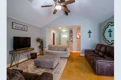 811 Sage Street, Burnet, TX 78611 - Photo 5