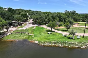 811 Sage St, Burnet, TX 78611 - Photo 23