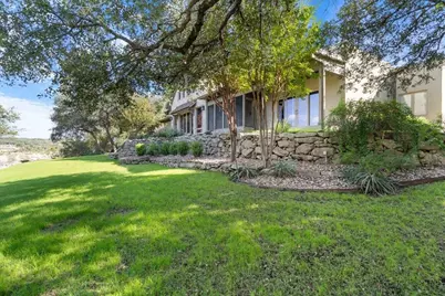 24736 Travis Lakeside Cv, Spicewood, TX 78669 - Photo 13