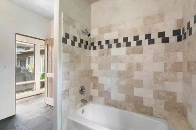 24736 Travis Lakeside Cv, Spicewood, TX 78669 - Photo 17