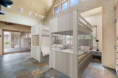 24736 NE Travis Lakeside Cv Circle, Spicewood, TX 78669 - Photo 27