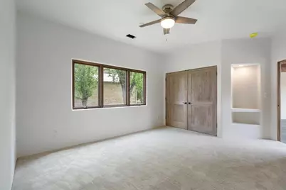 24736 Travis Lakeside Cv, Spicewood, TX 78669 - Photo 15