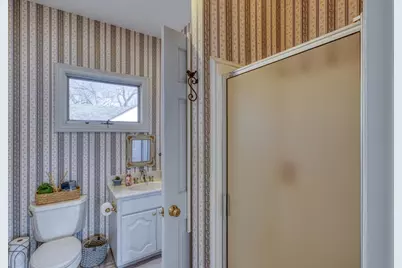 402 Meadowlakes Dr, Meadowlakes, TX 78654 - Photo 25