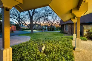 402 Meadowlakes Dr, Meadowlakes, TX 78654 - Photo 27