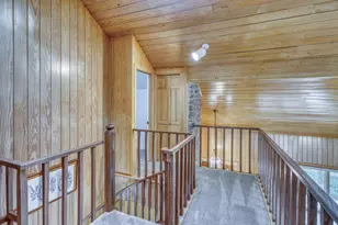 402 Meadowlakes Dr, Meadowlakes, TX 78654 - Photo 19