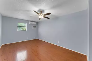 100 Semicircle, Horseshoe Bay, TX 78657 - Photo 17